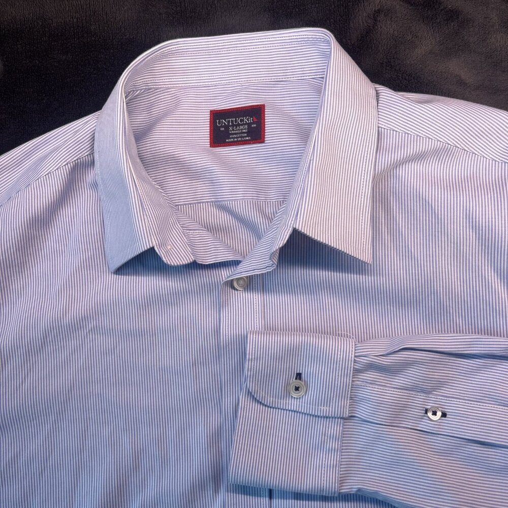 Mens Untuckit Size XL Button Down Long Sleeve Blue & White Stripe
